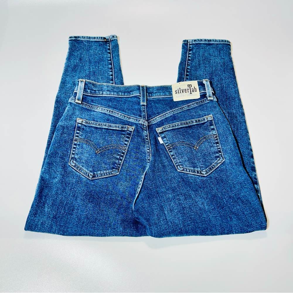Levi's jeans Silver tab Mom jeans vintage style jeans high rise women size 28